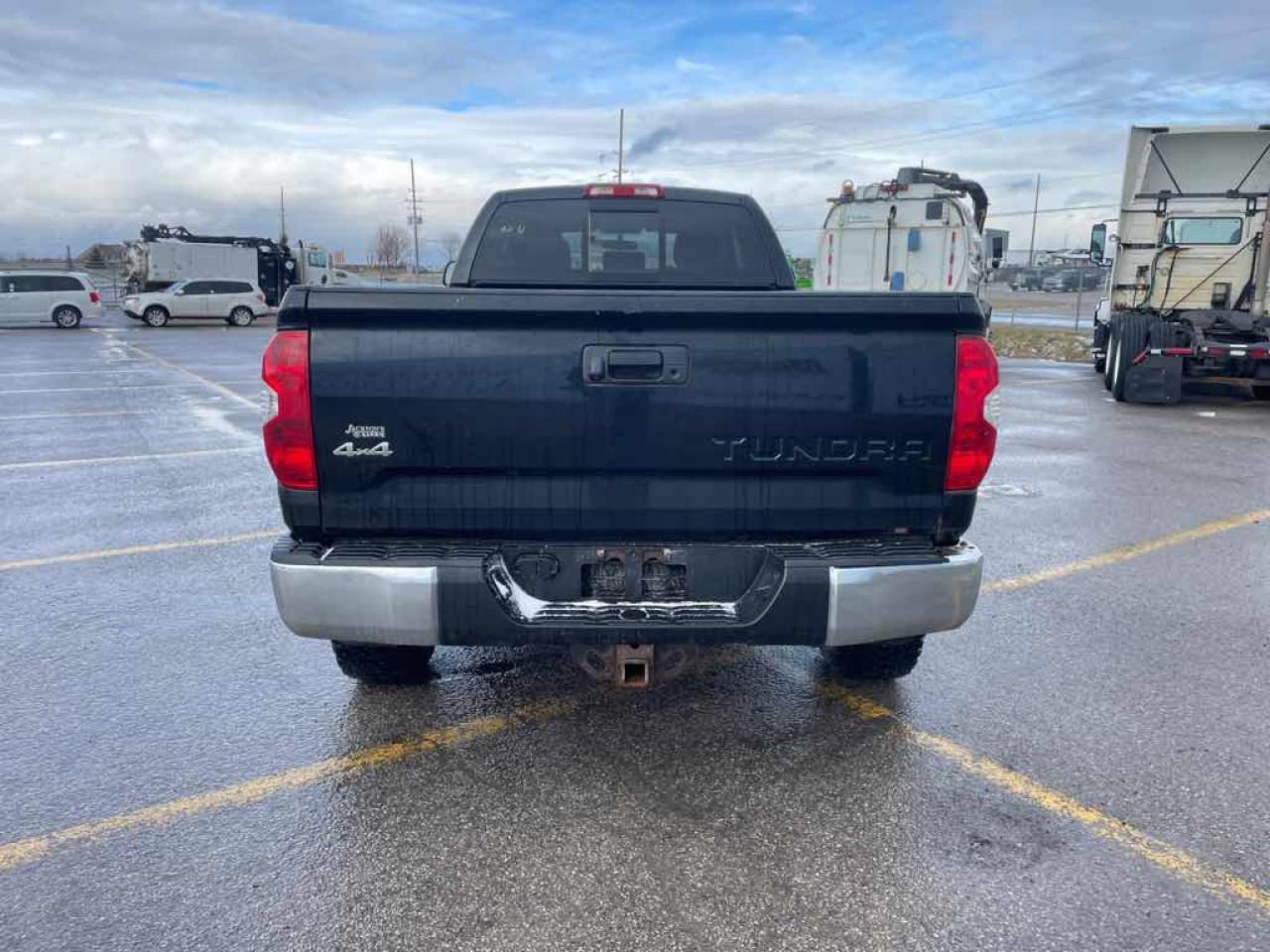 2014 Toyota Tundra  - Photo #5