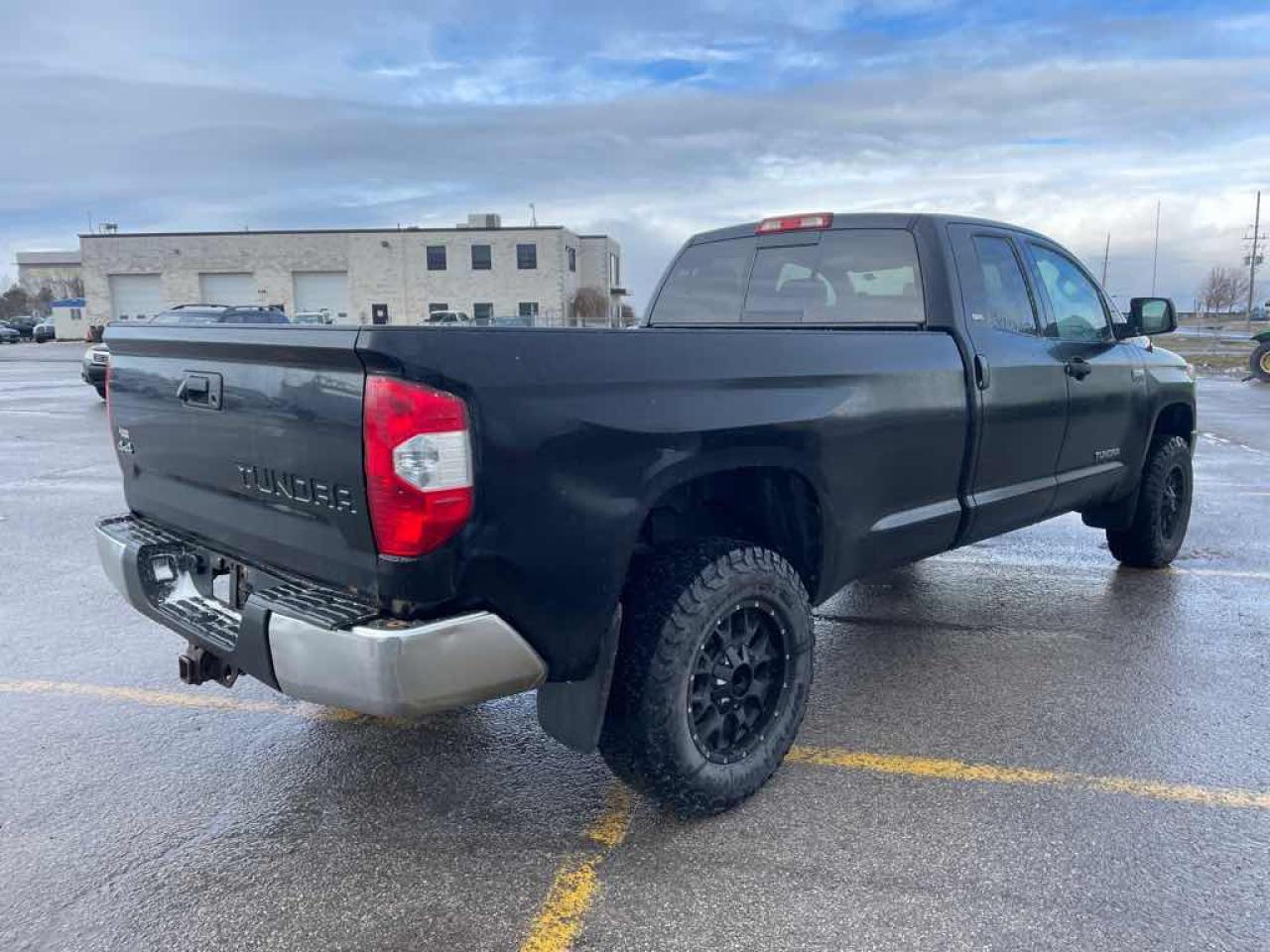 2014 Toyota Tundra  - Photo #4