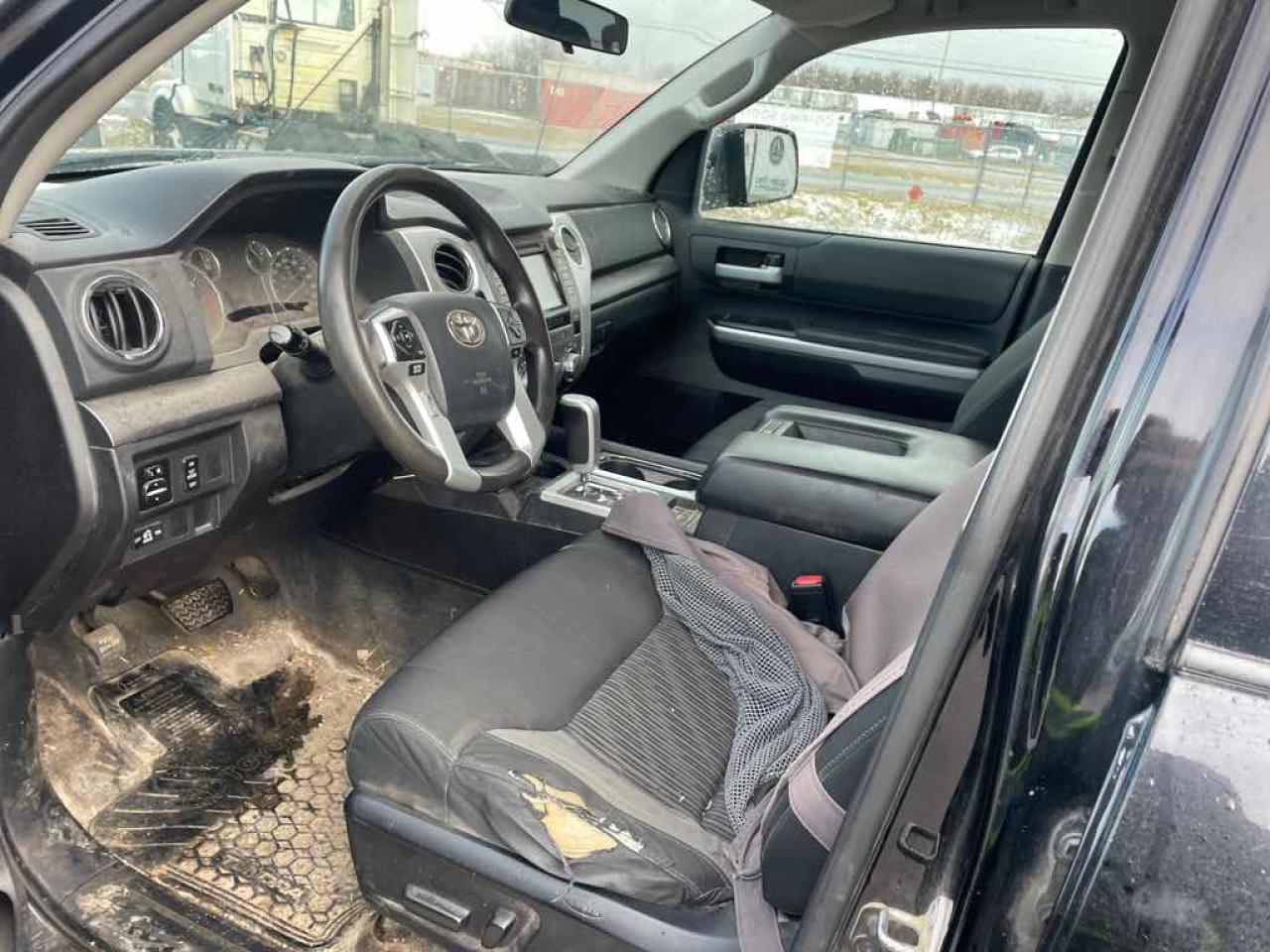 2014 Toyota Tundra  - Photo #8