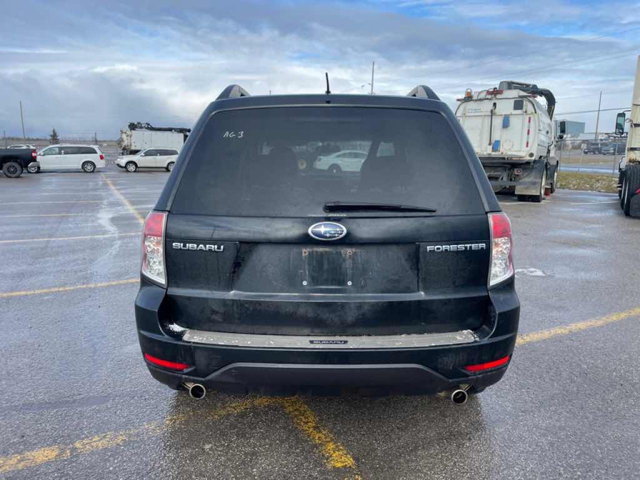 2010 Subaru FORESTER 2.5X LIMI  Photo4