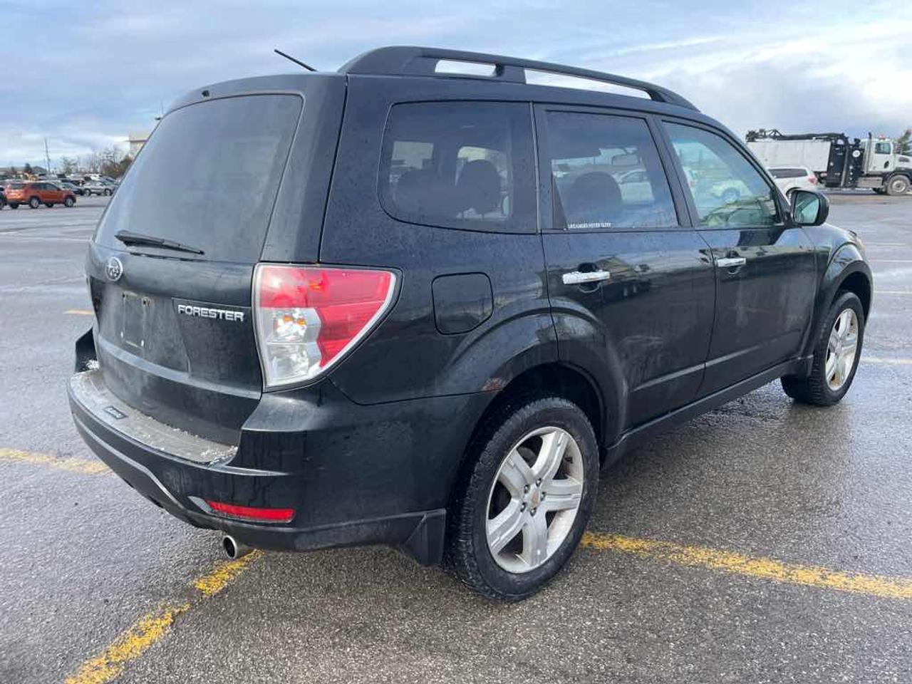 2010 Subaru FORESTER 2.5X LIMI  Photo