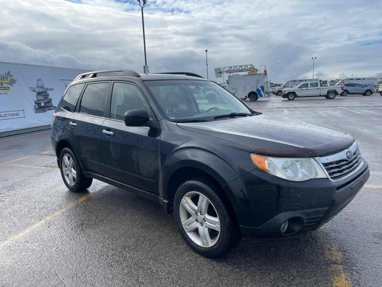2010 Subaru FORESTER 2.5X LIMI  Photo