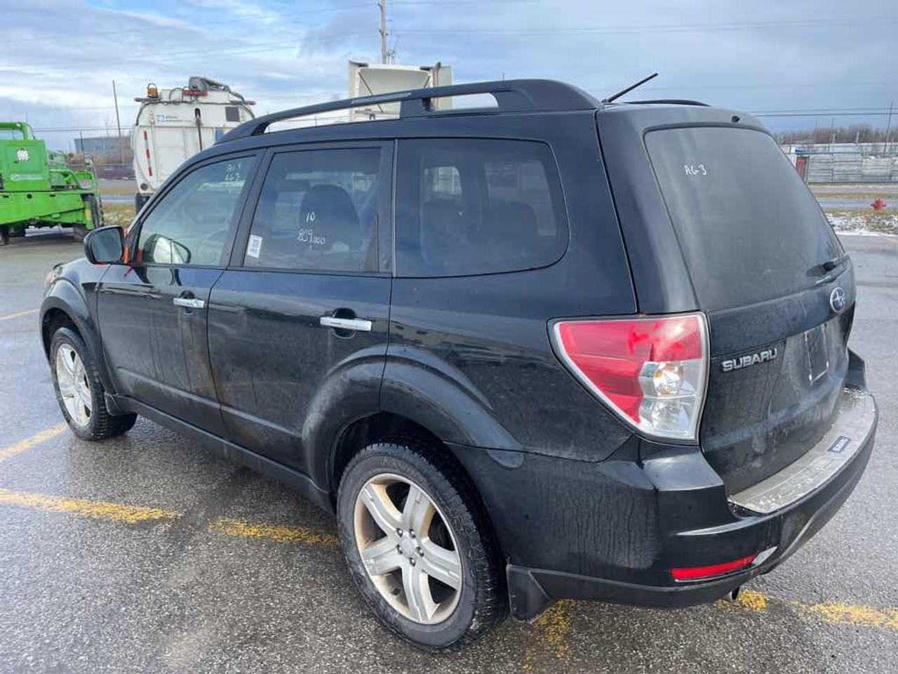 2010 Subaru FORESTER 2.5X LIMI  Photo