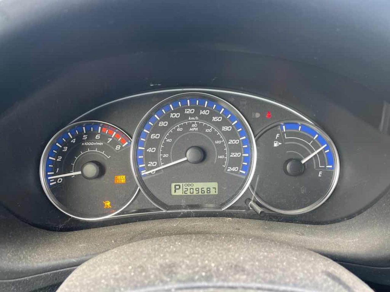 2010 Subaru FORESTER 2.5X LIMI  - Photo #9