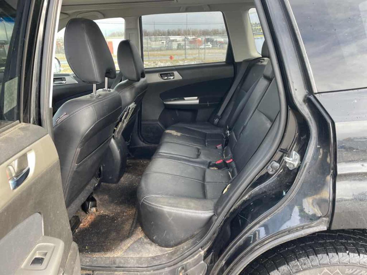 2010 Subaru FORESTER 2.5X LIMI  - Photo #12