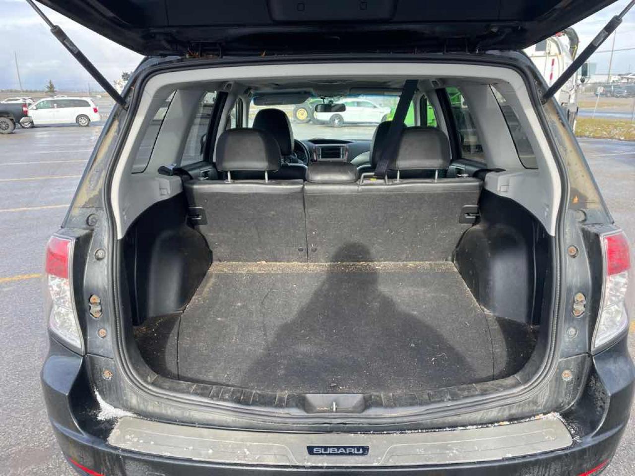2010 Subaru FORESTER 2.5X LIMI  - Photo #17