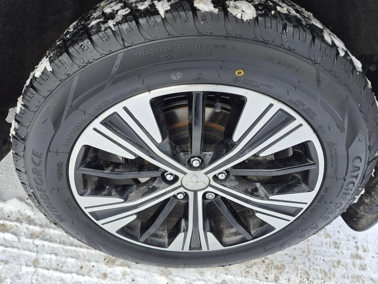 2020 Mitsubishi Eclipse Cross Limited Edition, AWD, Htd Seats, BU Cam - Photo #11