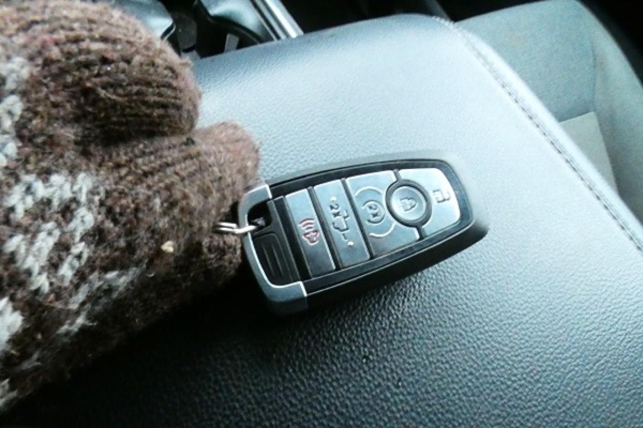 2025 Ford F-150 XLT w/htd cloth, NAV, BUC - Photo #20