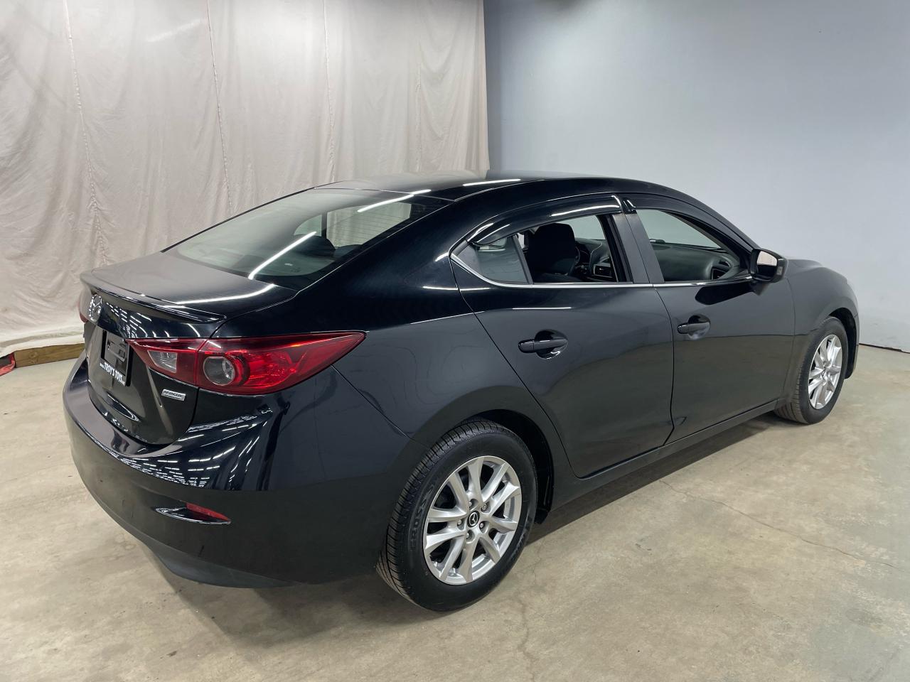 2014 Mazda MAZDA3 GS-SKY Photo26