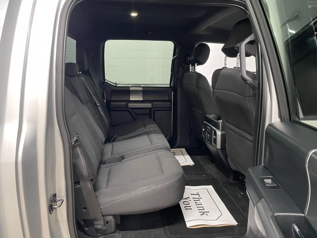 2015 Ford F-150 XLT Photo9