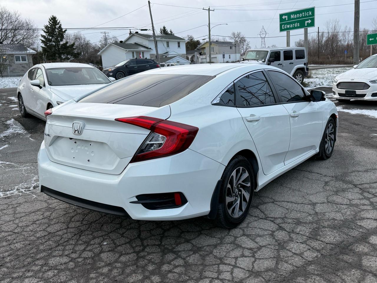 2017 Honda Civic EX- REBUILT TITLE - Photo #5