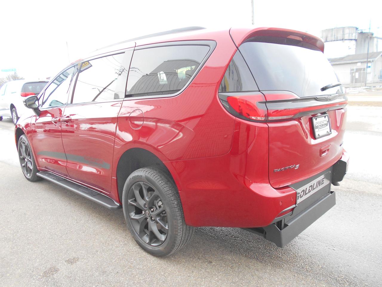 2026 Chrysler Pacifica S Limited-Wheelchair Accessible Rear Entry-Manual Photo