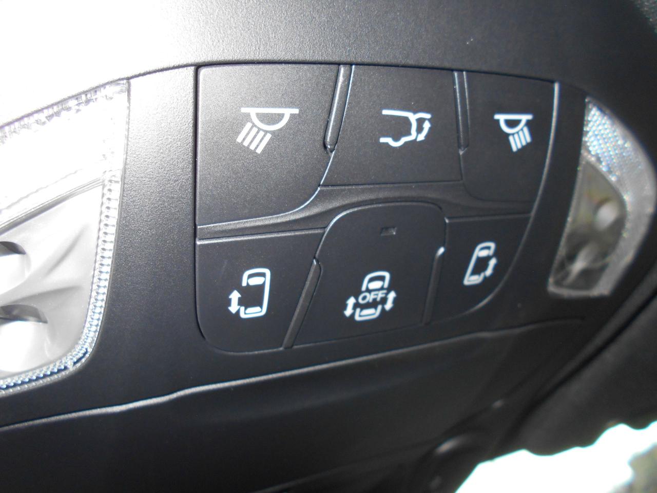 2026 Chrysler Pacifica S Limited-Wheelchair Accessible Rear Entry-Manual Photo