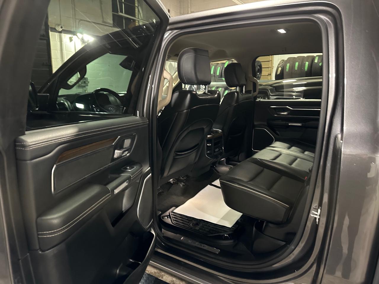 2021 RAM 1500 LARAMIE 5.7L V8 | CREW CAB | BOX COVER | LEATHER - Photo #24
