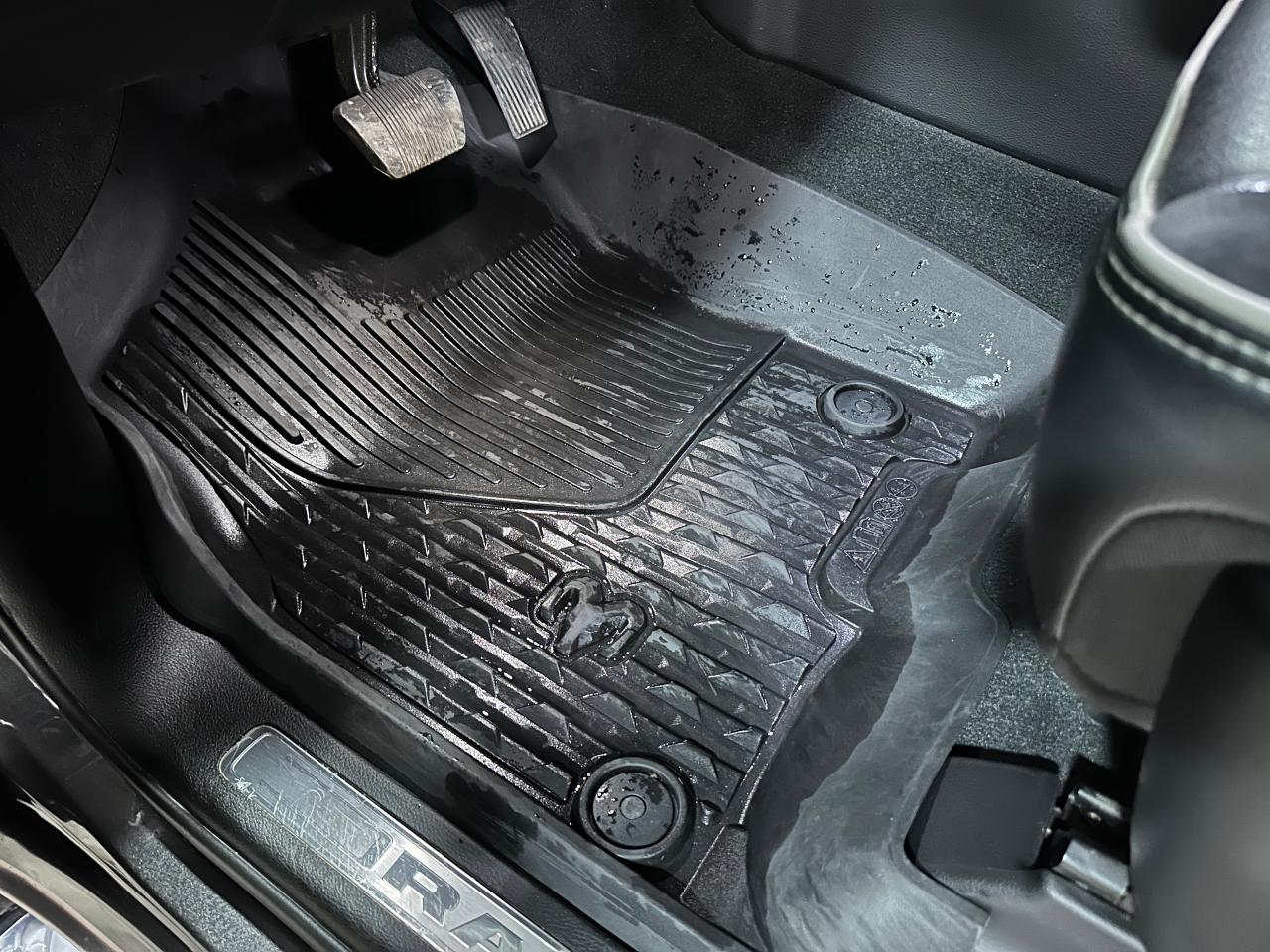 2021 RAM 1500 LARAMIE 5.7L V8 | CREW CAB | BOX COVER | LEATHER - Photo #31