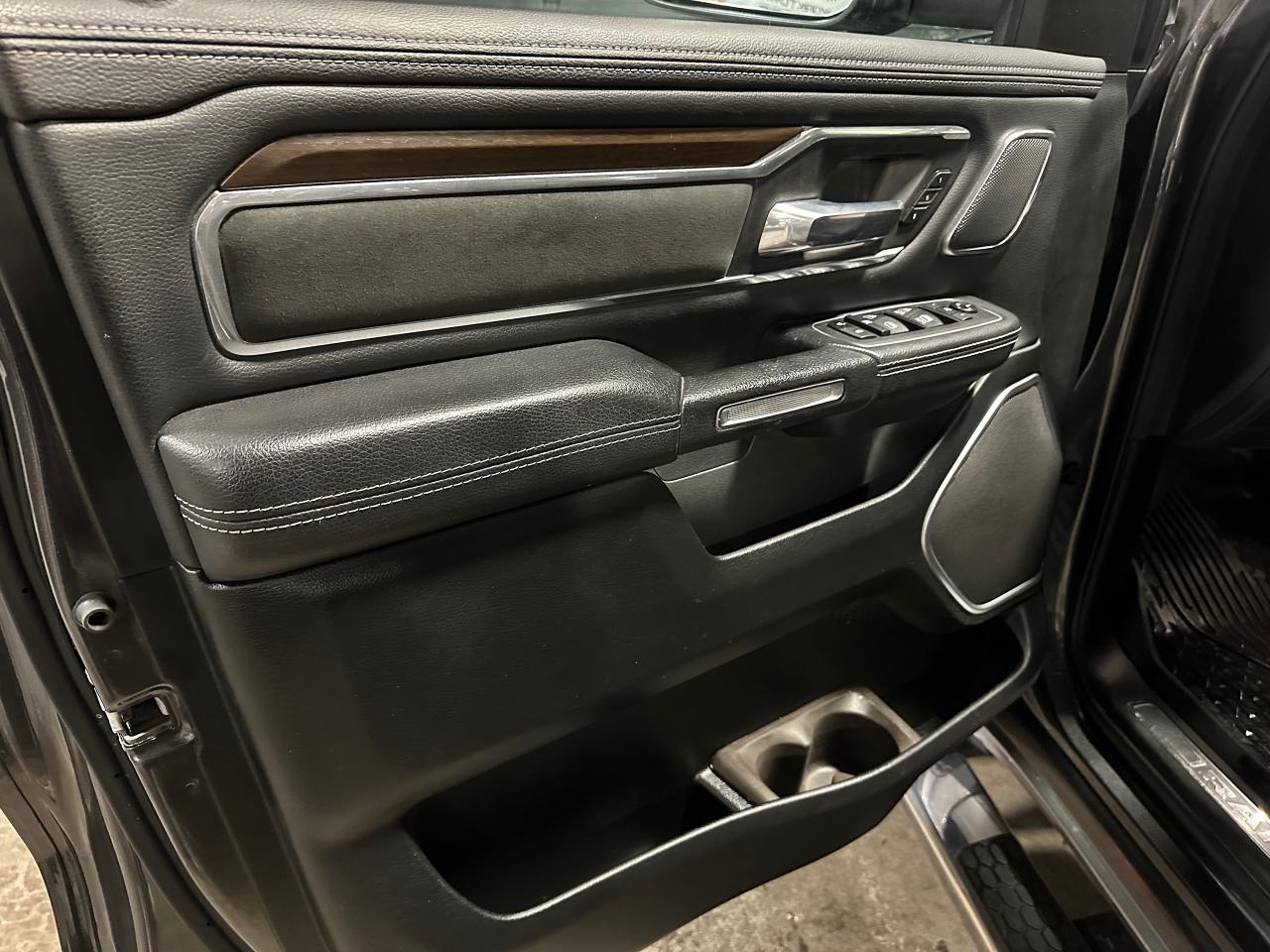 2021 RAM 1500 LARAMIE 5.7L V8 | CREW CAB | BOX COVER | LEATHER - Photo #28