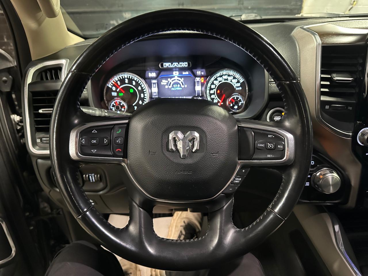 2021 RAM 1500 LARAMIE 5.7L V8 | CREW CAB | BOX COVER | LEATHER - Photo #33