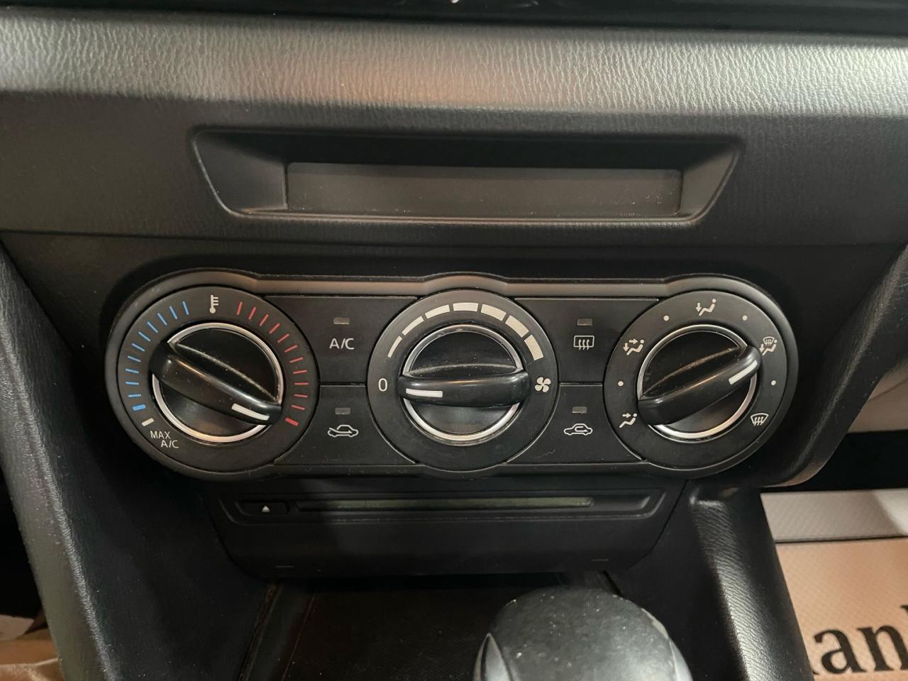 2014 Mazda MAZDA3 GS-SKY