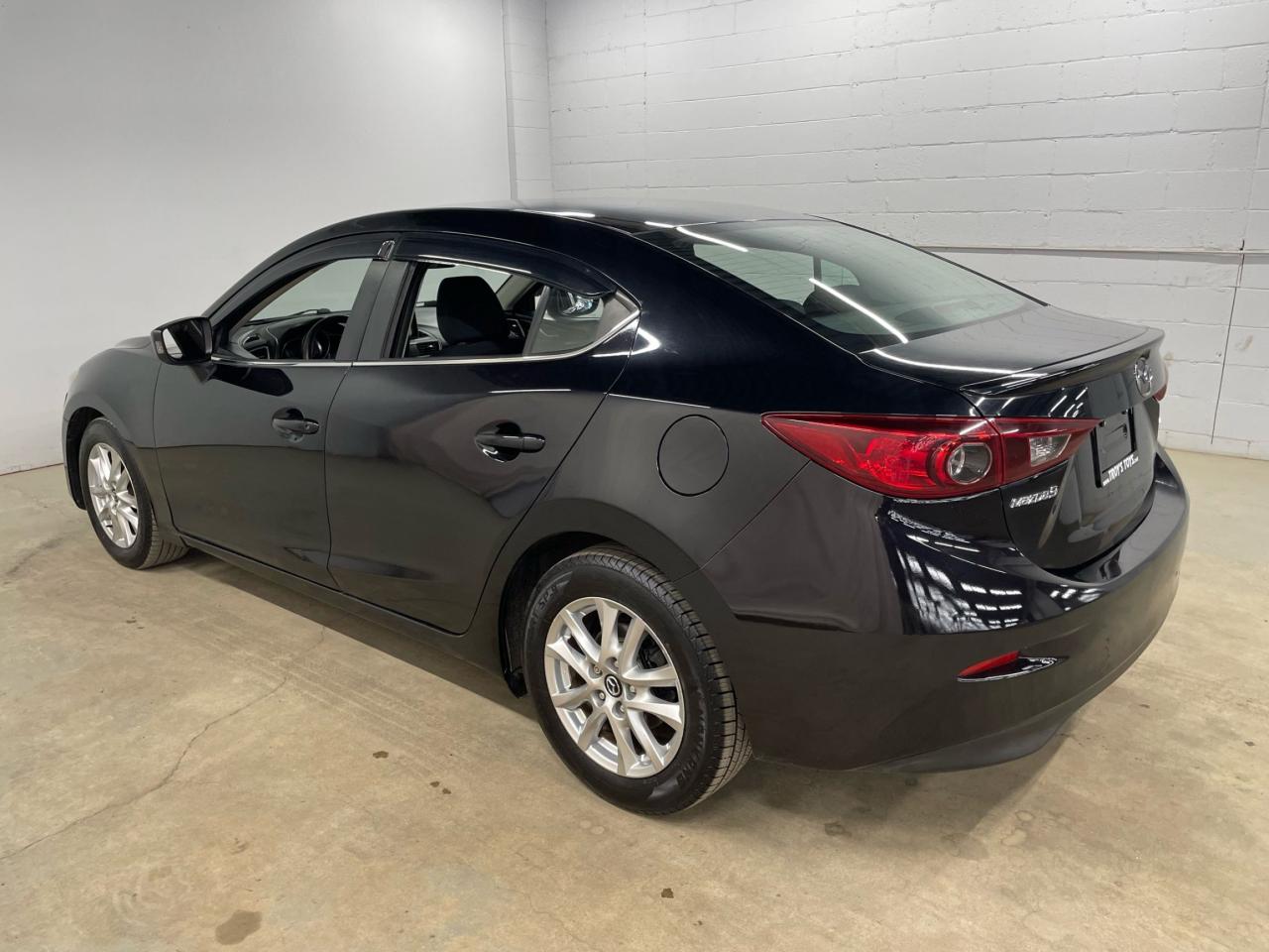 2014 Mazda MAZDA3 GS-SKY