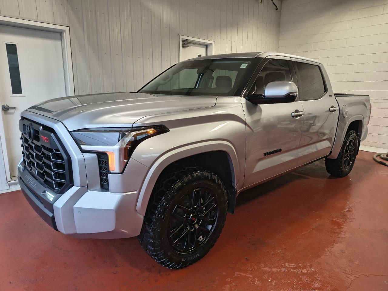 2023 Toyota Tundra TRD Sport Crew 4c4 Photo0