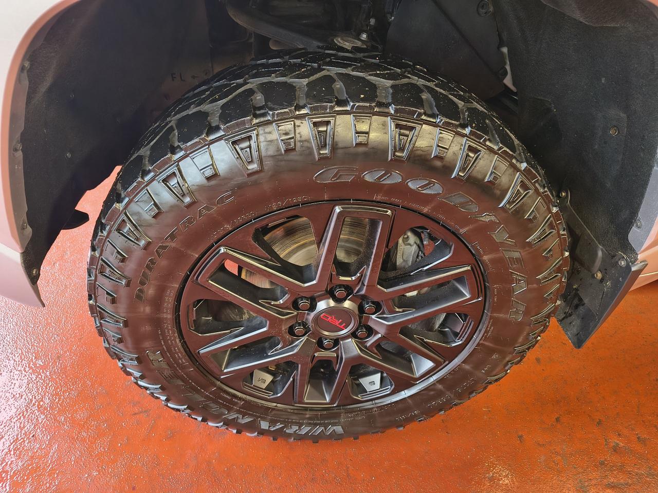 2023 Toyota Tundra TRD Sport Crew 4c4 Photo0