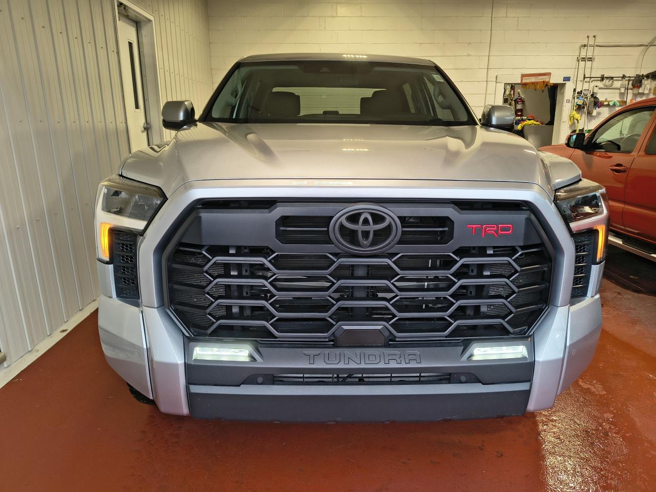 2023 Toyota Tundra TRD Sport Crew 4c4 Photo0