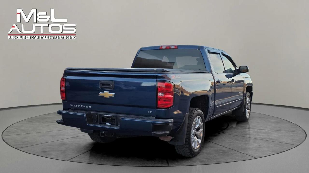 2017 Chevrolet Silverado 1500 4WD CREW CAB 143.5" LT W/1LT Photo4
