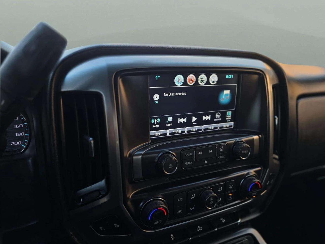 2017 Chevrolet Silverado 1500 4WD CREW CAB 143.5" LT W/1LT - Photo #15