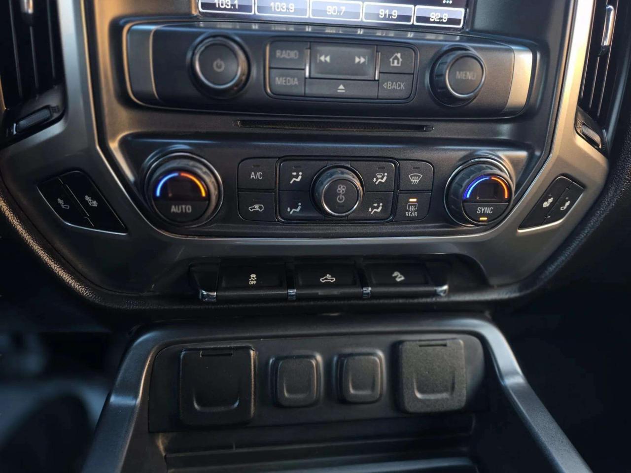 2017 Chevrolet Silverado 1500 4WD CREW CAB 143.5" LT W/1LT - Photo #17