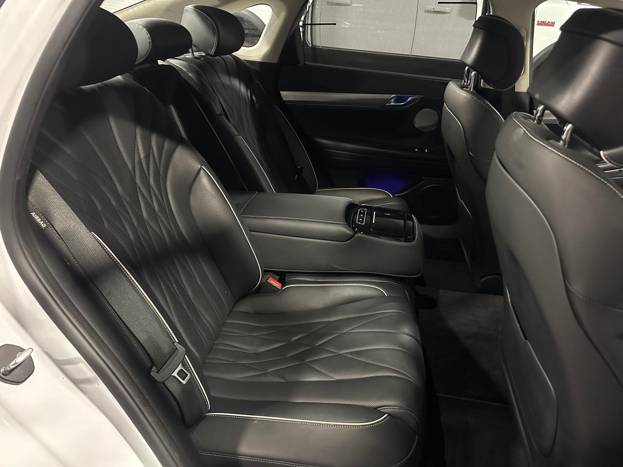 2024 Genesis G80 2.5T Advanced AWD - Photo #14