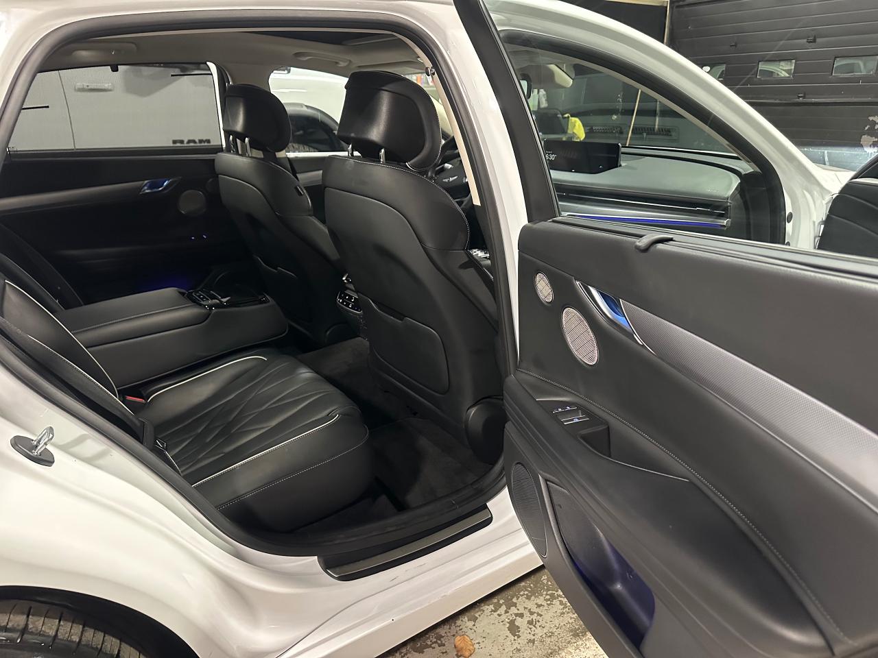 2024 Genesis G80 2.5T Advanced AWD - Photo #12