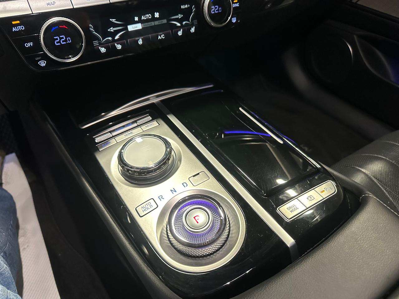 2024 Genesis G80 2.5T Advanced AWD - Photo #38