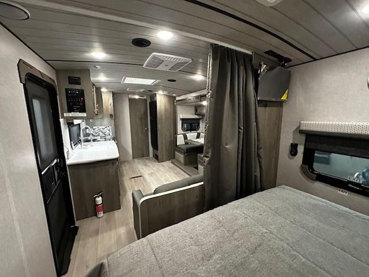 2026 ARCTIC FOX 25RB NXT 