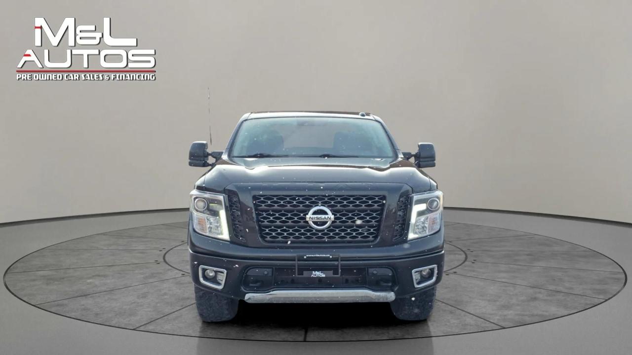 2018 Nissan Titan 4X4 CREW CAB PRO-4X - Photo #2