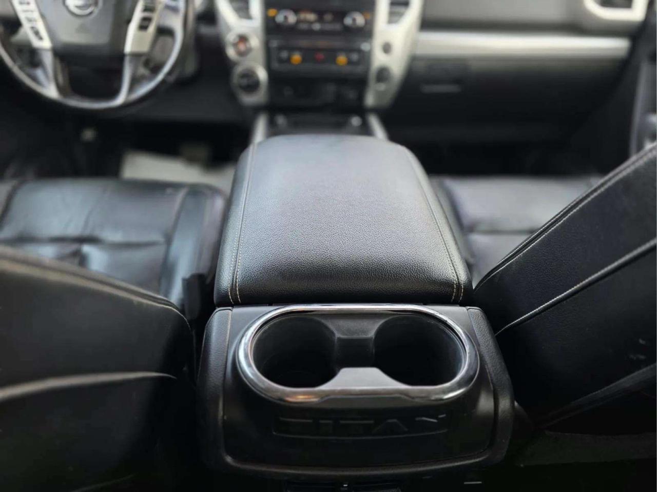 2018 Nissan Titan 4X4 CREW CAB PRO-4X - Photo #19