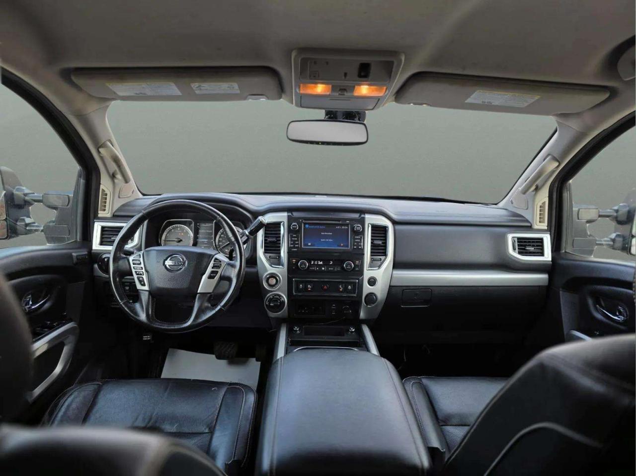 2018 Nissan Titan 4X4 CREW CAB PRO-4X - Photo #22