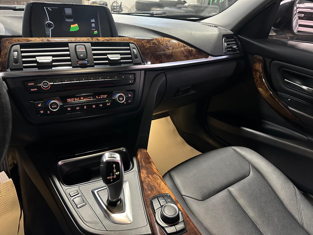 2013 BMW 3 Series 328i xDrive | SUNROOF | HEATED SEATS | BLUETOTH Photo