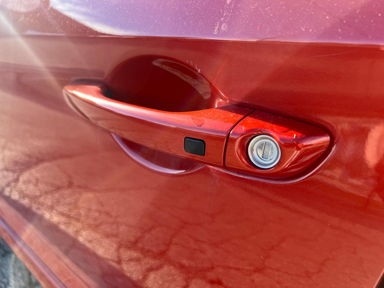 2017 Hyundai Elantra Sport Tech NO ACCIDENTS HEATED SEATS & STEERING Photo