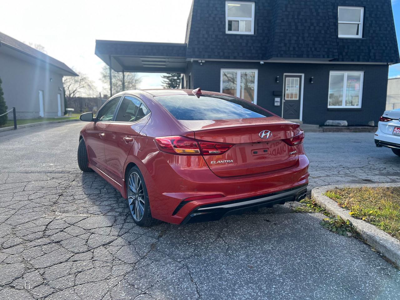 2017 Hyundai Elantra Sport Tech NO ACCIDENTS HEATED SEATS & STEERING Photo