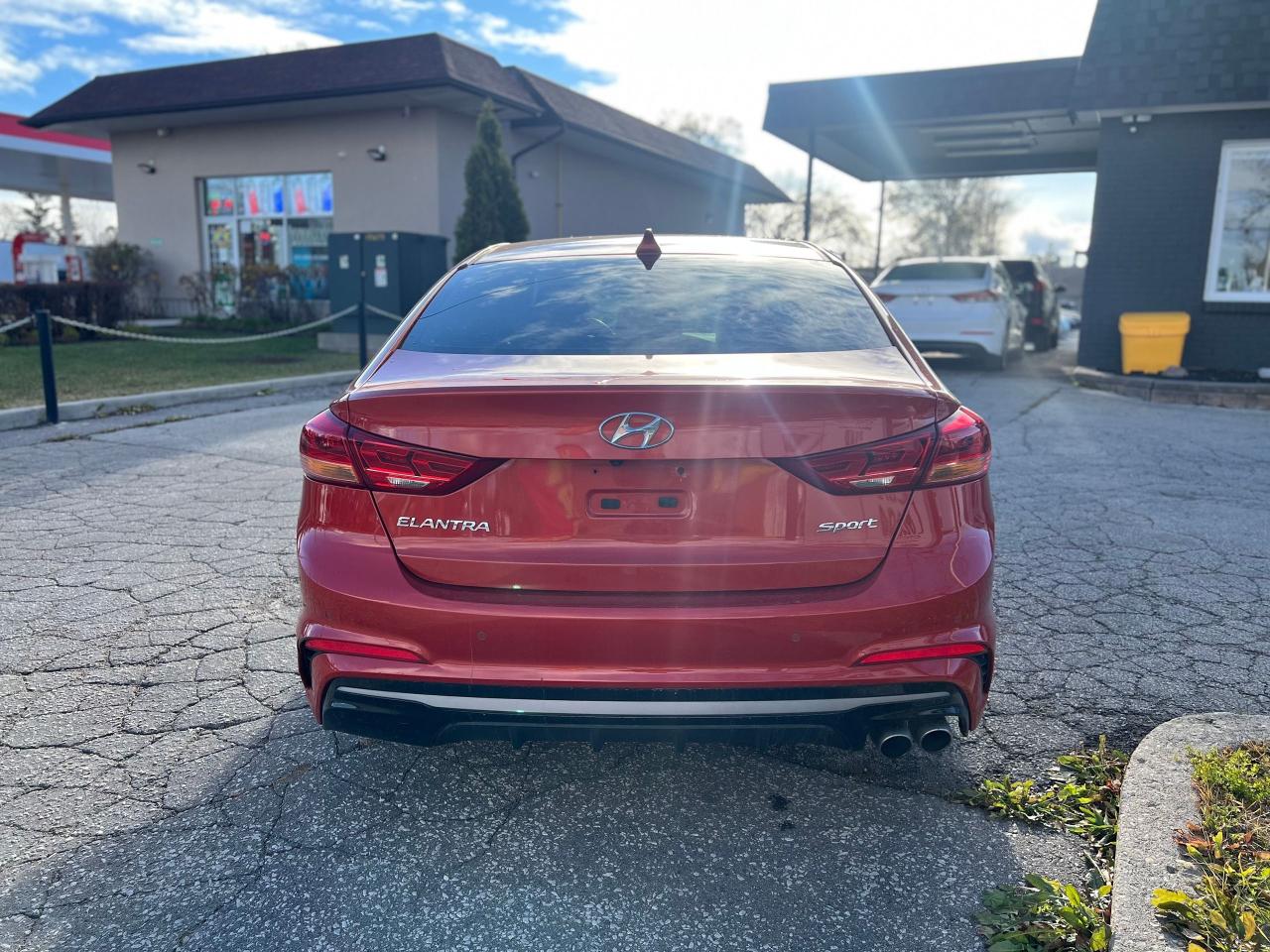 2017 Hyundai Elantra Sport Tech NO ACCIDENTS HEATED SEATS & STEERING Photo