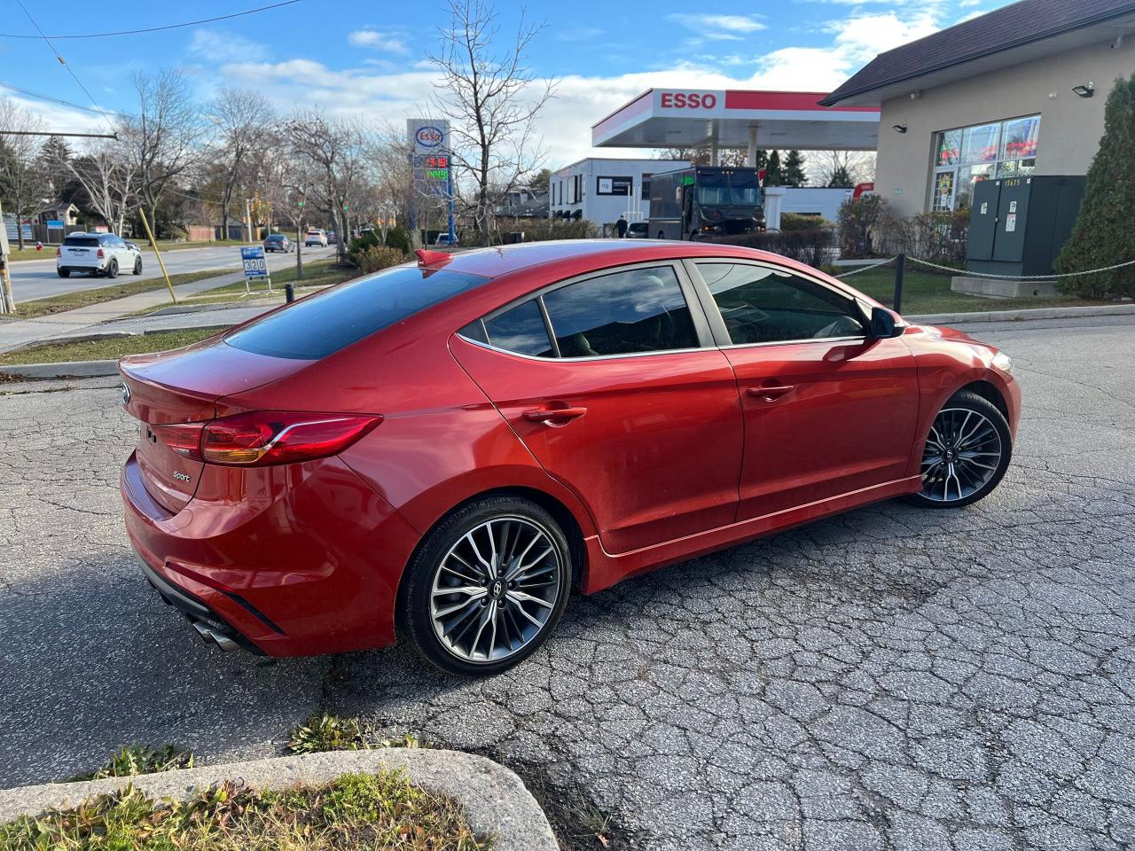 2017 Hyundai Elantra Sport Tech NO ACCIDENTS HEATED SEATS & STEERING Photo