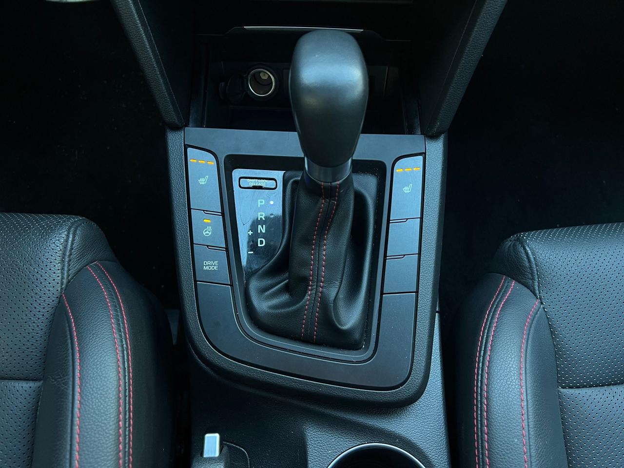 2017 Hyundai Elantra Sport Tech NO ACCIDENTS HEATED SEATS & STEERING Photo