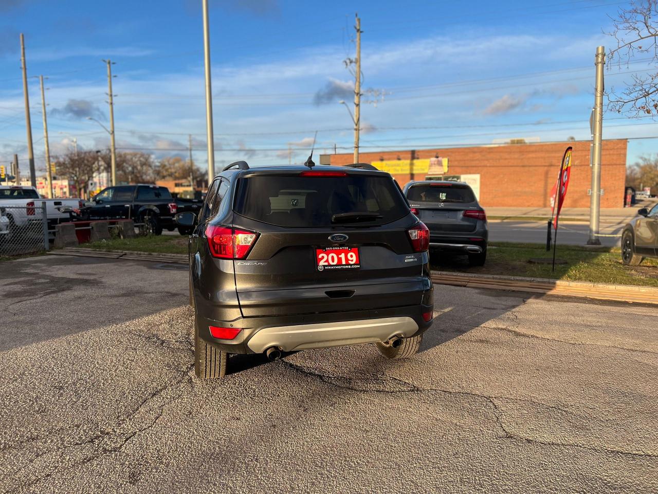 2019 Ford Escape SEL 4WD NO ACCIDENTS HEATED SEATS APPLE CARPLAY Photo