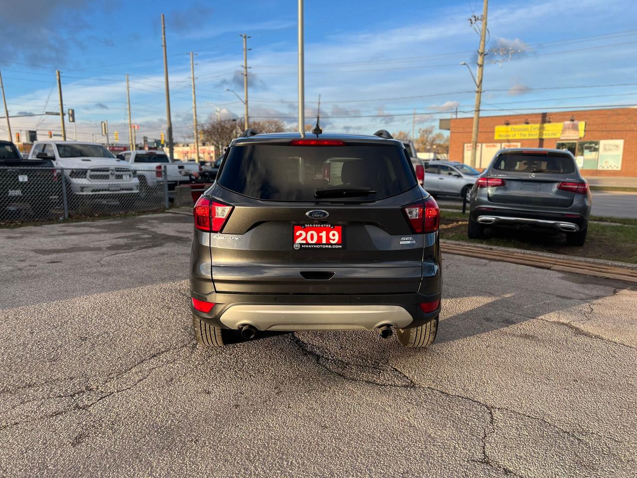 2019 Ford Escape SEL 4WD NO ACCIDENTS HEATED SEATS APPLE CARPLAY Photo