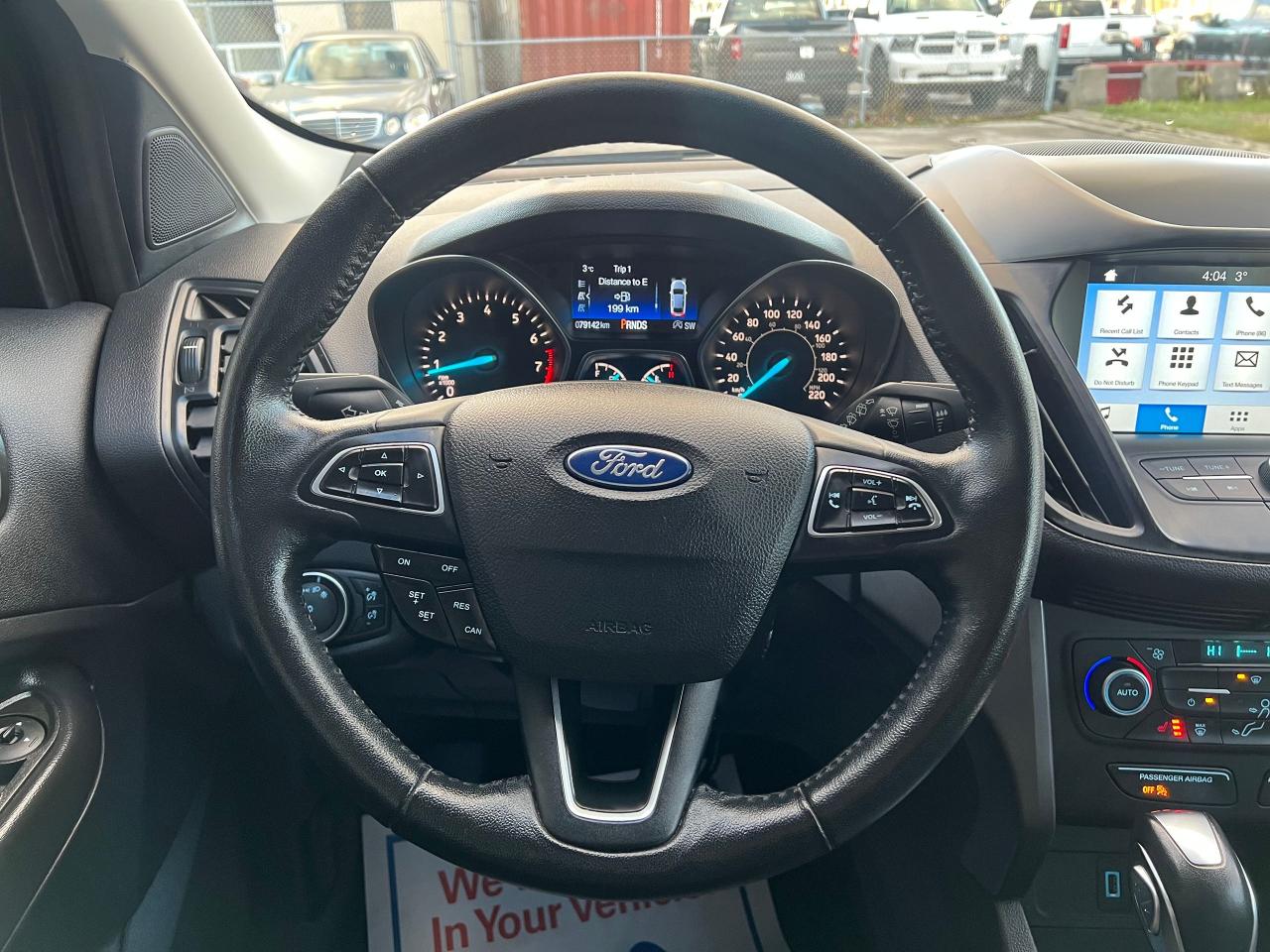 2019 Ford Escape SEL 4WD NO ACCIDENTS HEATED SEATS APPLE CARPLAY Photo