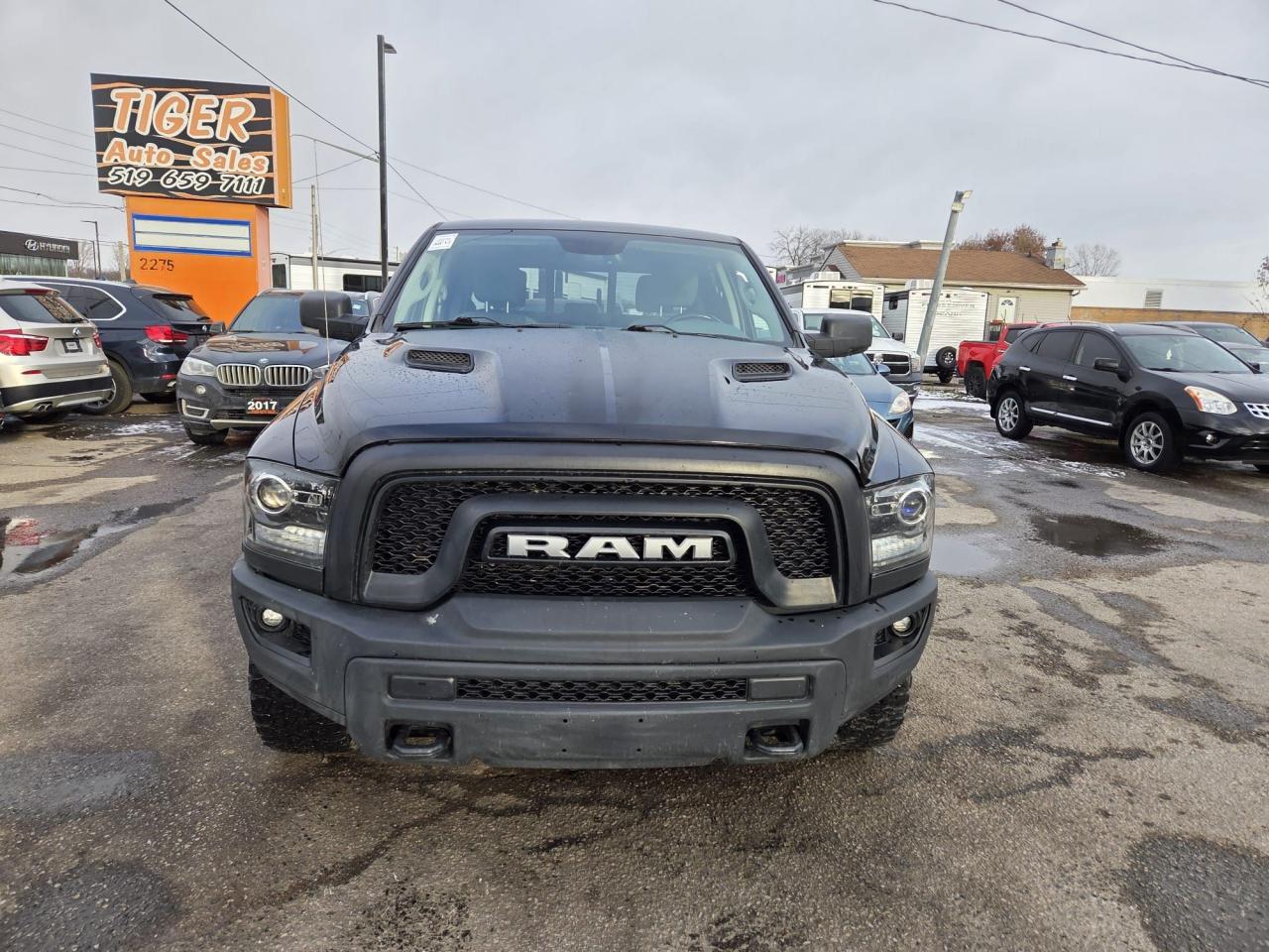 2019 RAM 1500 Classic WARLOCK, BLACK WHEELS, CREW, SCREEN, CERTIFIED - Photo #8