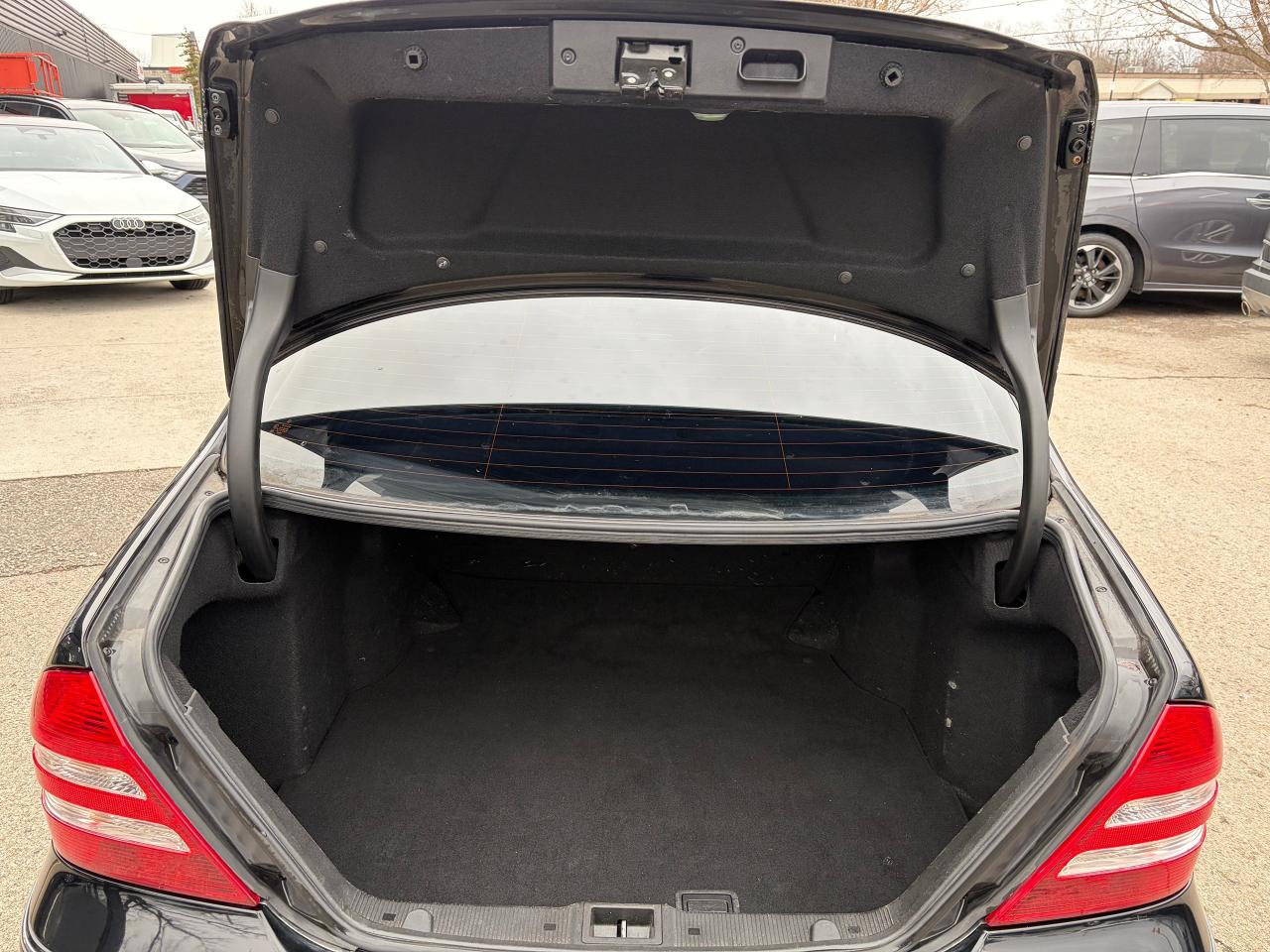 2007 Mercedes-Benz C-Class 2.5L Photo