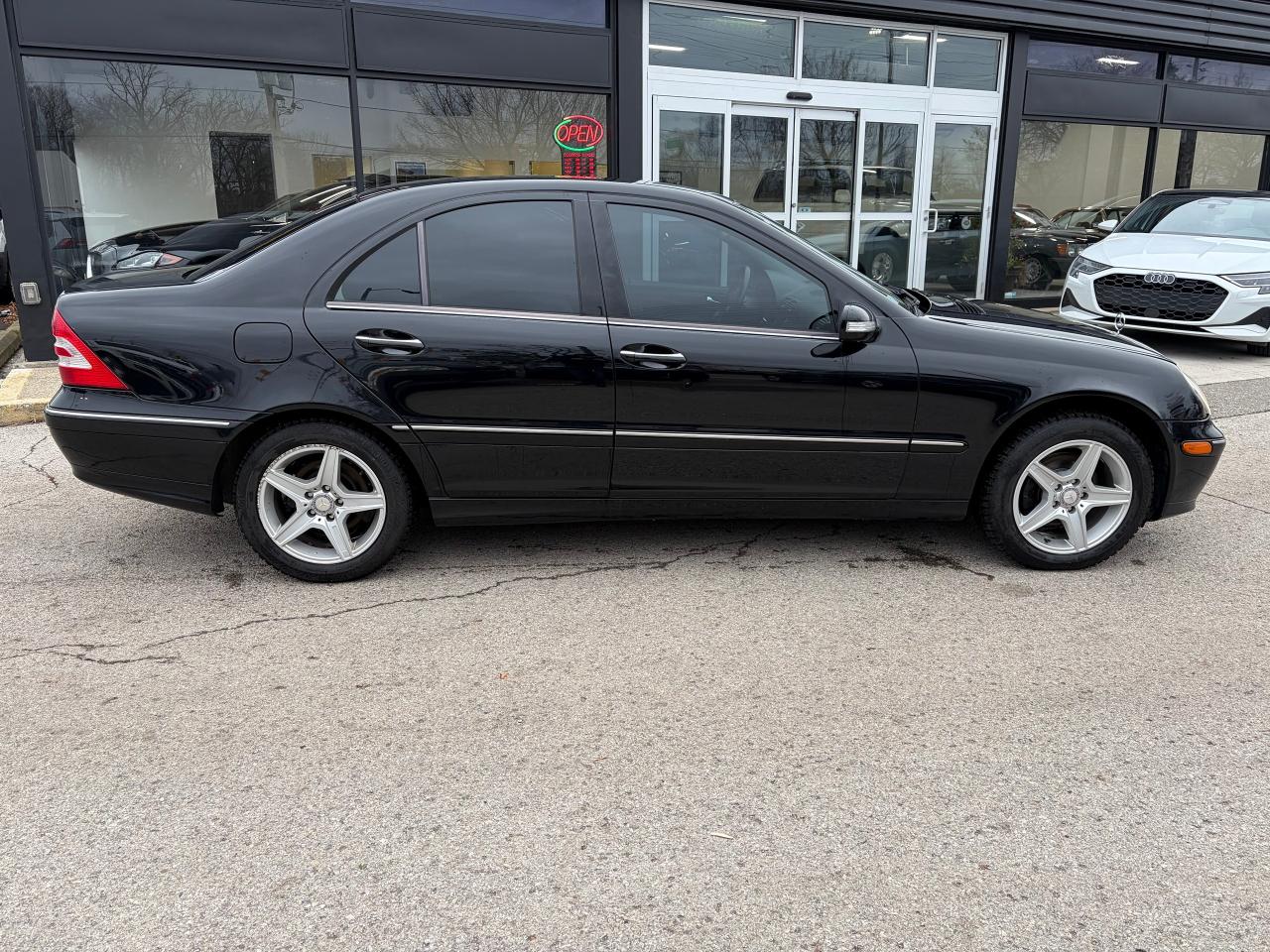 2007 Mercedes-Benz C-Class 2.5L Photo