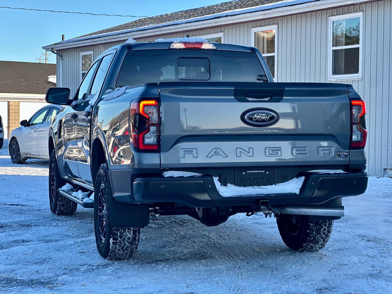 2025 Ford Ranger XLT 4WD SuperCrew 5' Box Photo4