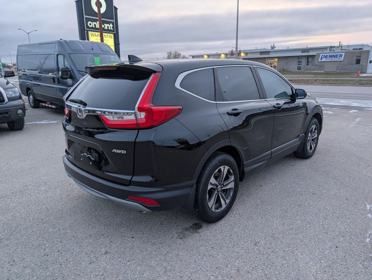 2017 Honda CR-V LX | MB OWNED | GOOD SERVICE RECORDS - Photo #4